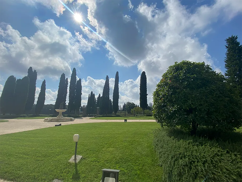 Giardino all'italiana moderno